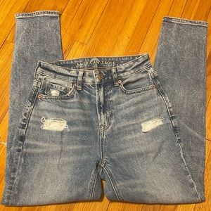 Women’s American Eagle Straight Leg Jean